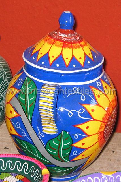 rio_balsas_crafts (82).jpg - Crafts of the Rio Balsas region.